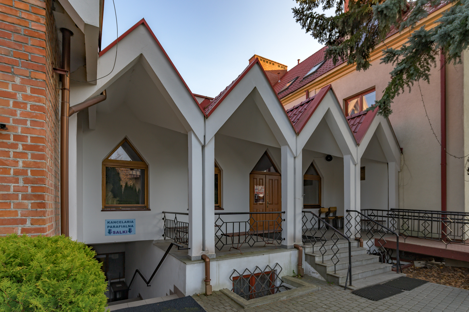 Zdjęcie architektury budynku Kościół Najświętszej Marii Panny Matki Zbawiciela